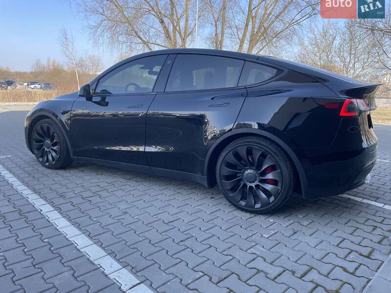 Внедорожник / Кроссовер Tesla Model Y 2021 в Хмельницком