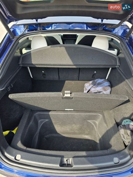 Внедорожник / Кроссовер Tesla Model Y 2023 в Ивано-Франковске фото 13 Внедорожник / Кроссовер Tesla Model Y 2023 в Ивано-Франковске