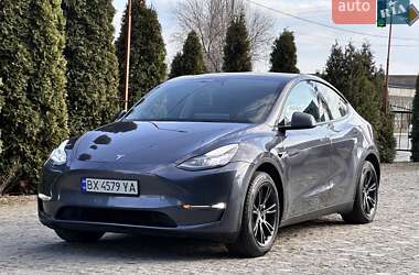Внедорожник / Кроссовер Tesla Model Y 2022 в Киеве