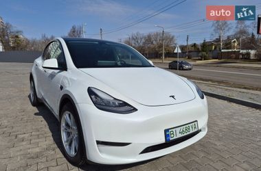 Внедорожник / Кроссовер Tesla Model Y 2021 в Полтаве