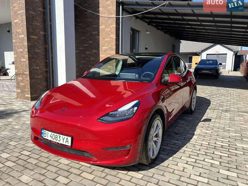 Внедорожник / Кроссовер Tesla Model Y 2021 в Полтаве