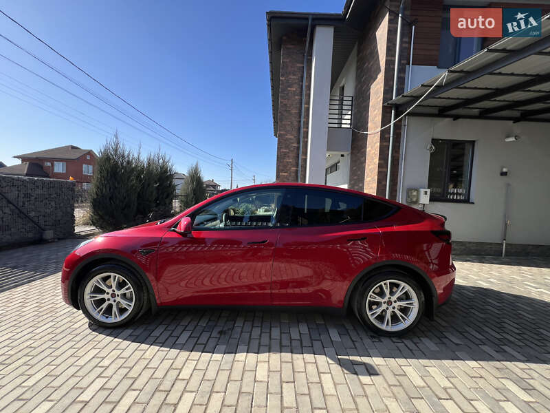 Внедорожник / Кроссовер Tesla Model Y 2021 в Полтаве