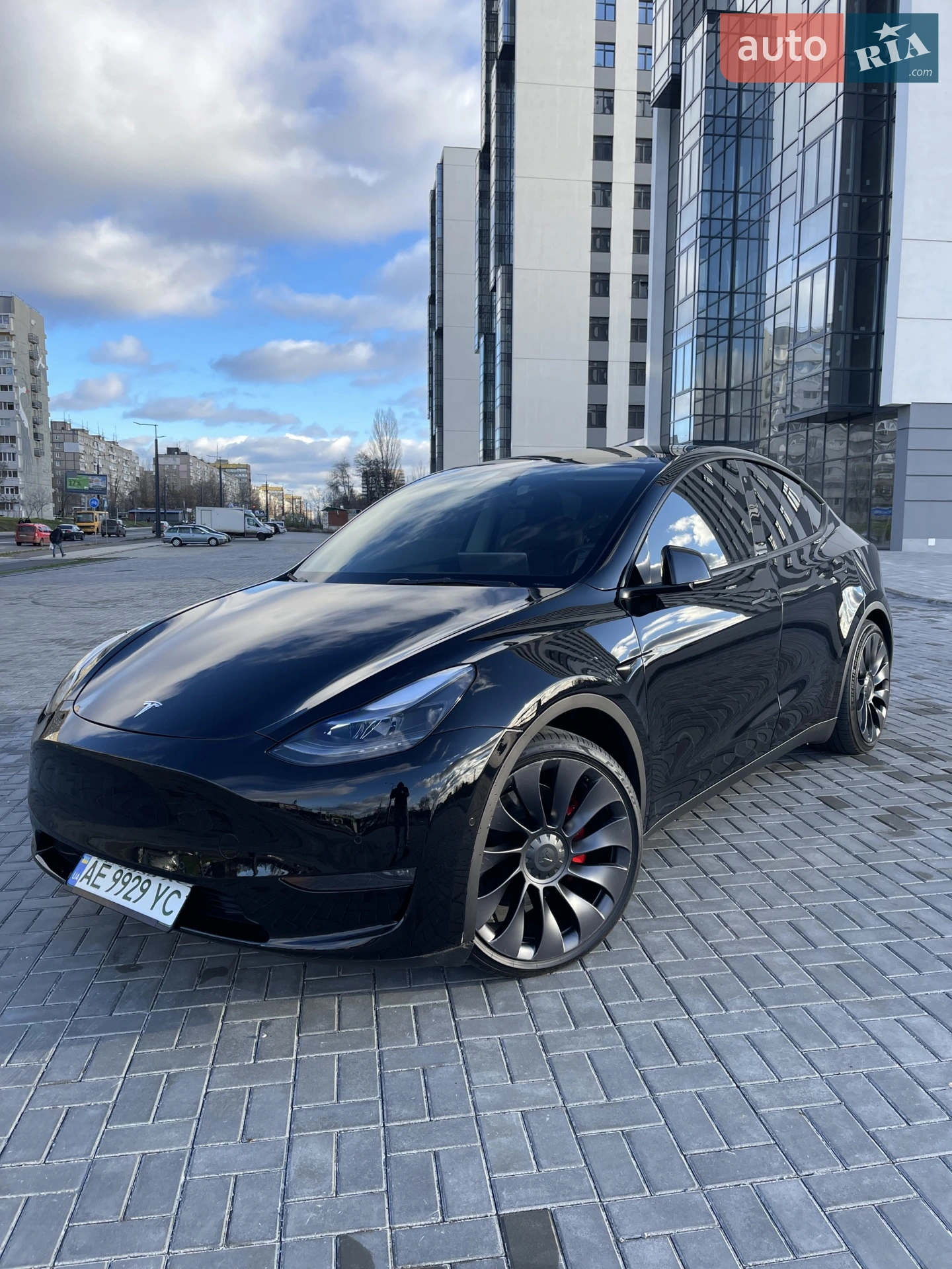2022 Tesla Model Y - мініатюра 3