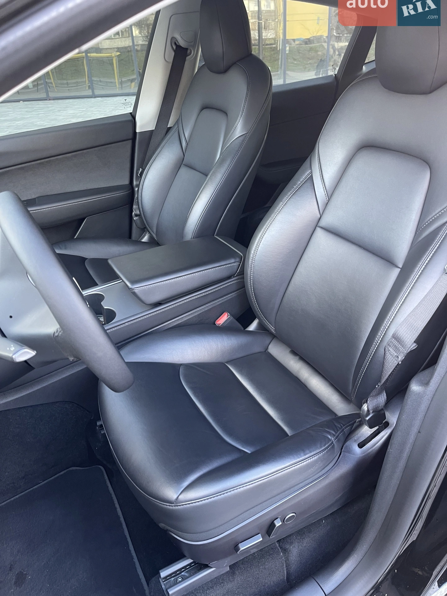 2022 Tesla Model Y - мініатюра 13