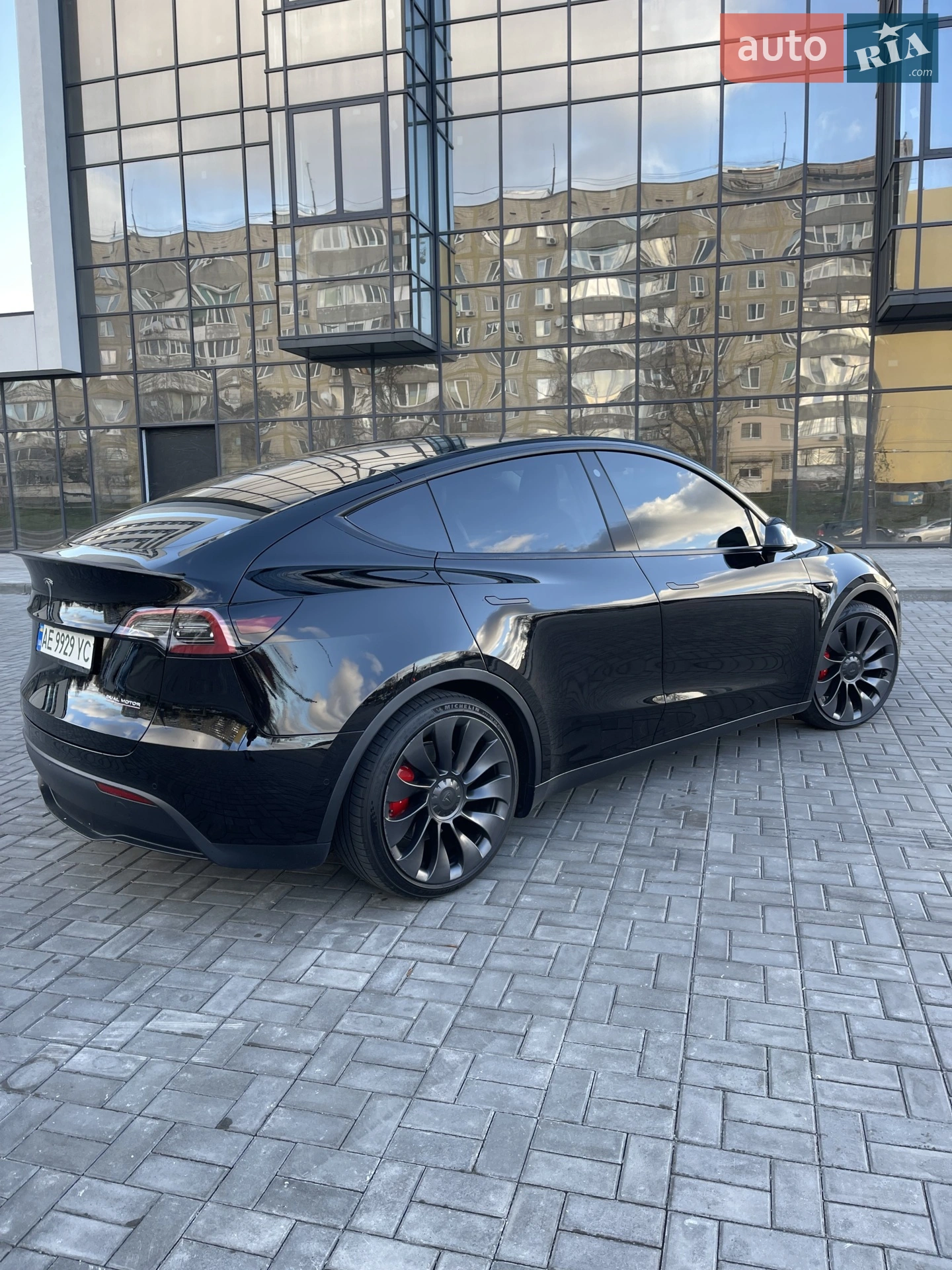 2022 Tesla Model Y - мініатюра 5