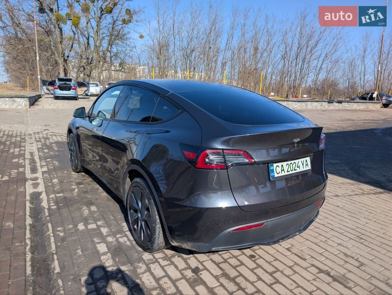 Позашляховик / Кросовер Tesla Model Y 2024 в Смілі