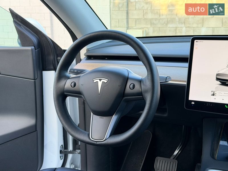Внедорожник / Кроссовер Tesla Model Y 2022 в Одессе