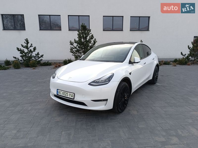 Tesla Model Y 2020