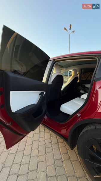 Внедорожник / Кроссовер Tesla Model Y 2022 в Львове фото 27 Внедорожник / Кроссовер Tesla Model Y 2022 в Львове