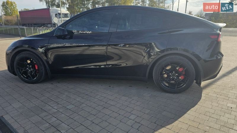 Позашляховик / Кросовер Tesla Model Y 2022 в Ковелі