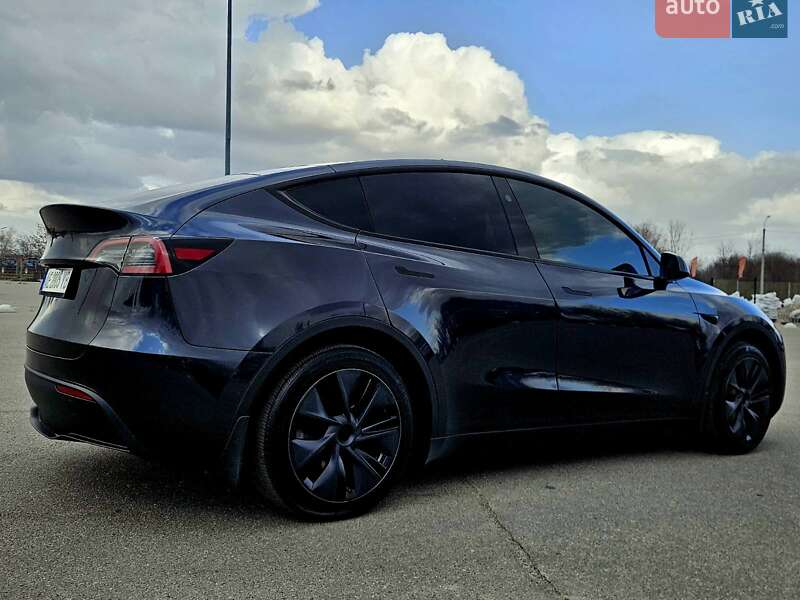 Внедорожник / Кроссовер Tesla Model Y 2024 в Днепре фото 13 Внедорожник / Кроссовер Tesla Model Y 2024 в Днепре