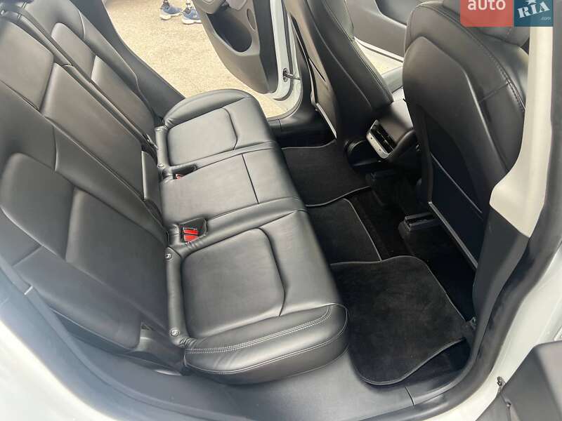 Позашляховик / Кросовер Tesla Model Y 2022 в Одесі