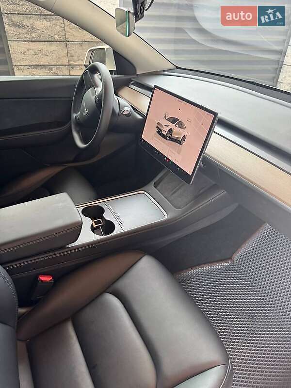 Внедорожник / Кроссовер Tesla Model Y 2022 в Хмельницком