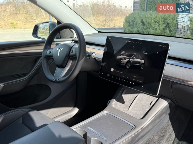 Позашляховик / Кросовер Tesla Model Y 2023 в Стрию фото 41 Позашляховик / Кросовер Tesla Model Y 2023 в Стрию