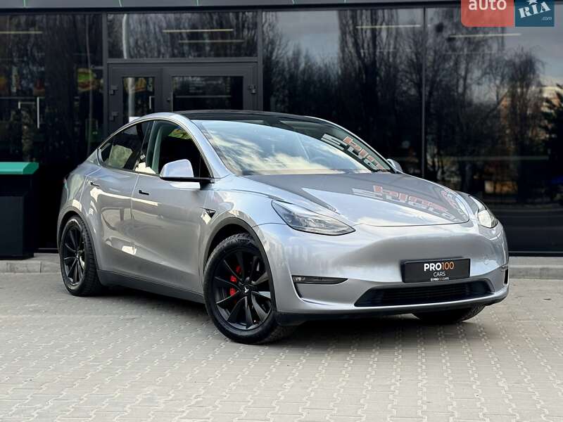 Внедорожник / Кроссовер Tesla Model Y 2023 в Киеве