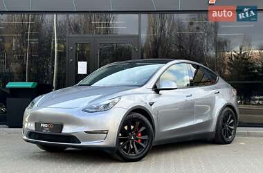 Внедорожник / Кроссовер Tesla Model Y 2023 в Киеве
