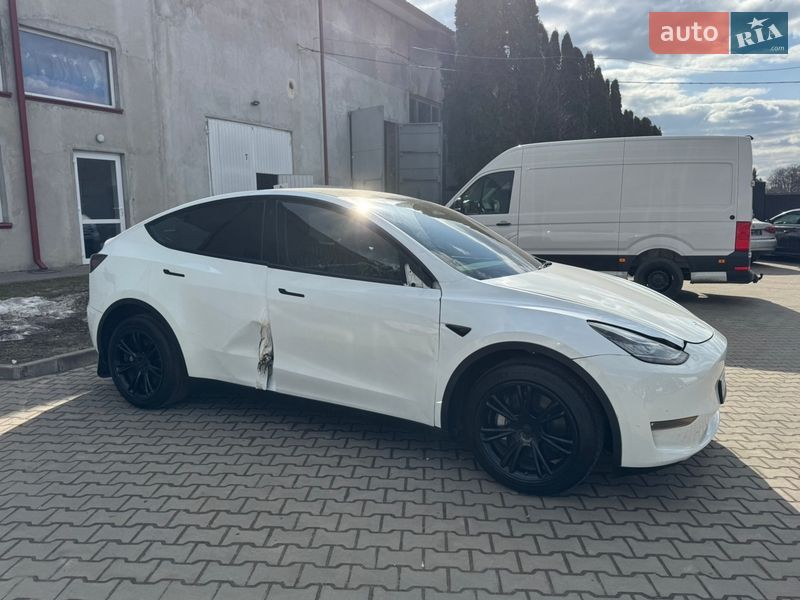 Внедорожник / Кроссовер Tesla Model Y 2022 в Луцке