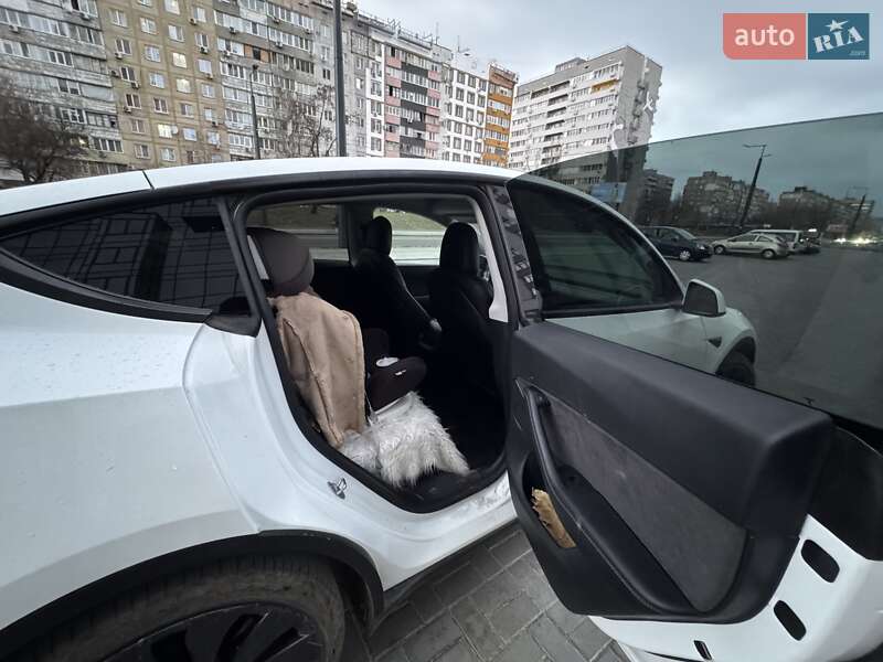 Внедорожник / Кроссовер Tesla Model Y 2021 в Днепре