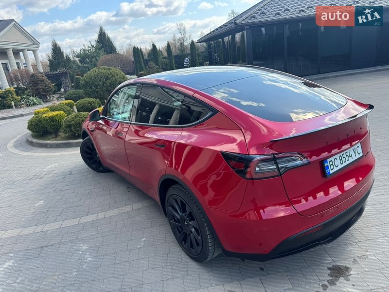 Внедорожник / Кроссовер Tesla Model Y 2023 в Стрые