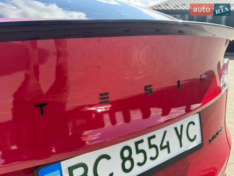 Внедорожник / Кроссовер Tesla Model Y 2023 в Стрые