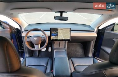 Внедорожник / Кроссовер Tesla Model Y 2021 в Львове