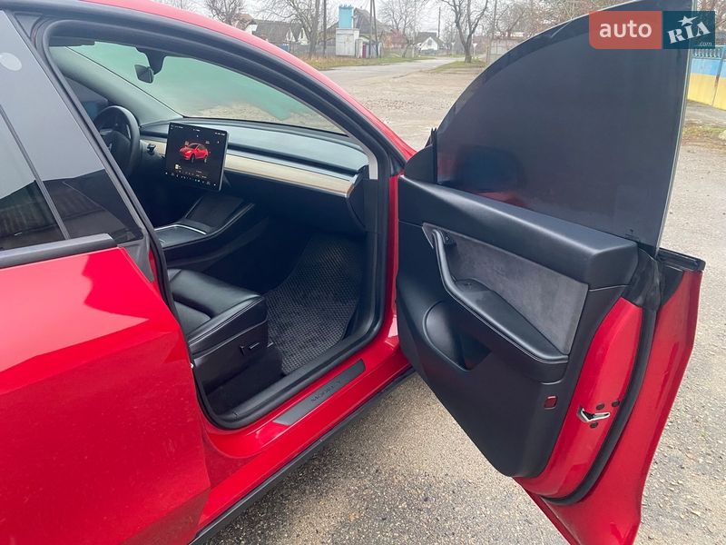 Внедорожник / Кроссовер Tesla Model Y 2022 в Тараще фото 18 Внедорожник / Кроссовер Tesla Model Y 2022 в Тараще
