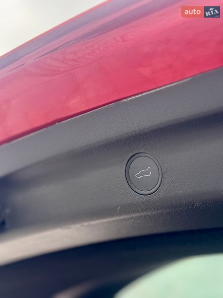 Внедорожник / Кроссовер Tesla Model Y 2021 в Кременчуге