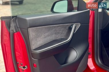 Внедорожник / Кроссовер Tesla Model Y 2021 в Кременчуге