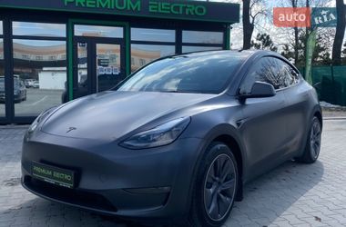 Внедорожник / Кроссовер Tesla Model Y 2023 в Киеве