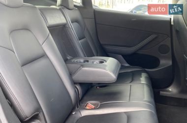 Внедорожник / Кроссовер Tesla Model Y 2023 в Киеве