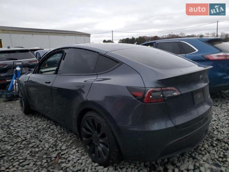 Позашляховик / Кросовер Tesla Model Y 2022 в Дрогобичі