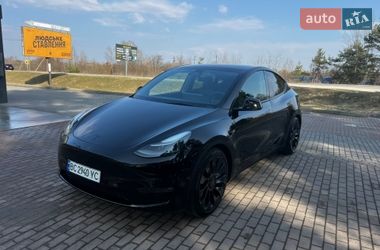 Позашляховик / Кросовер Tesla Model Y 2023 в Львові