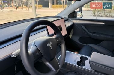 Внедорожник / Кроссовер Tesla Model Y 2023 в Киеве