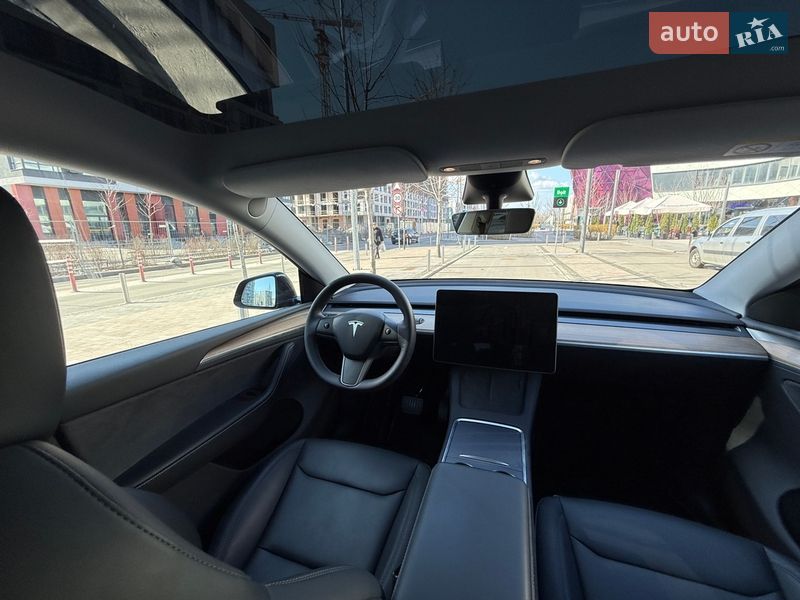 Внедорожник / Кроссовер Tesla Model Y 2023 в Киеве фото 27 Внедорожник / Кроссовер Tesla Model Y 2023 в Киеве