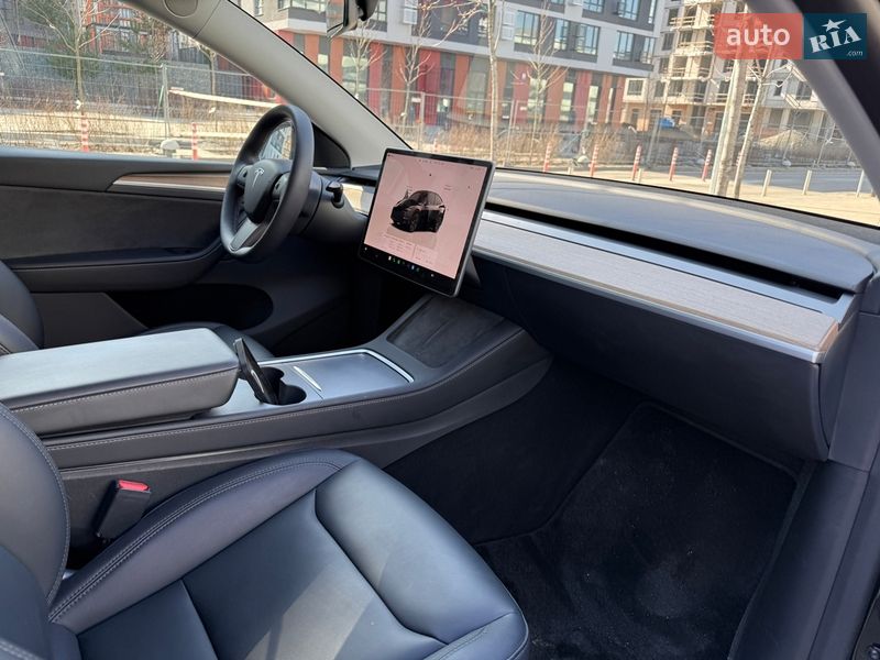 Внедорожник / Кроссовер Tesla Model Y 2023 в Киеве фото 36 Внедорожник / Кроссовер Tesla Model Y 2023 в Киеве