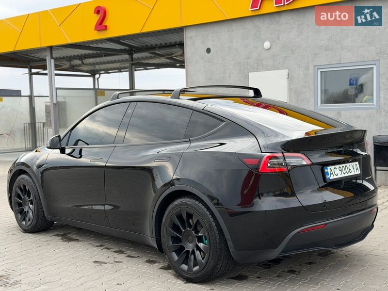 Внедорожник / Кроссовер Tesla Model Y 2020 в Луцке