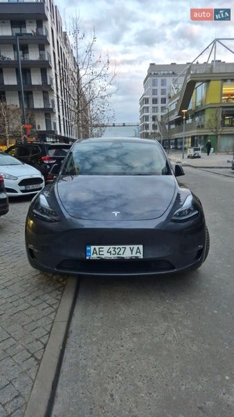 Tesla Model Y 2022 Tesla Model Y 2022