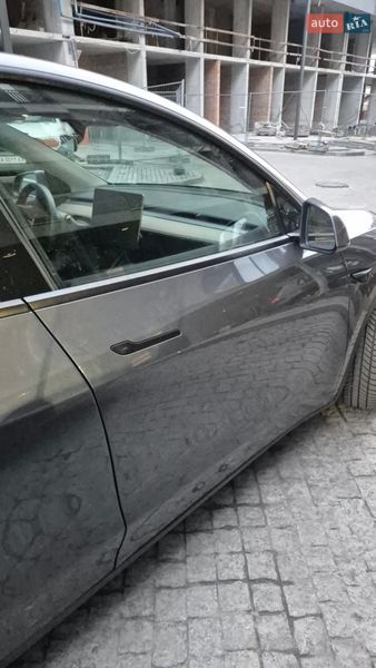 Внедорожник / Кроссовер Tesla Model Y 2022 в Киеве