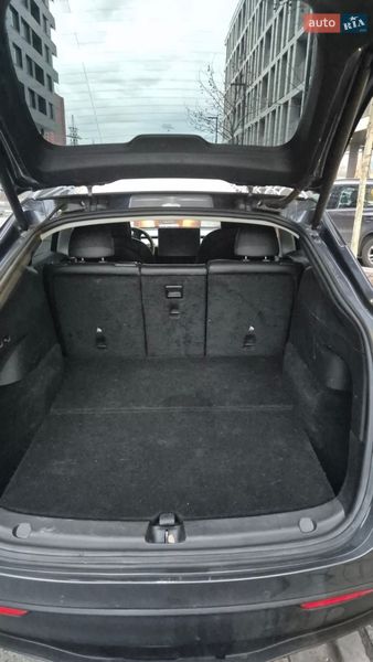 Внедорожник / Кроссовер Tesla Model Y 2022 в Киеве