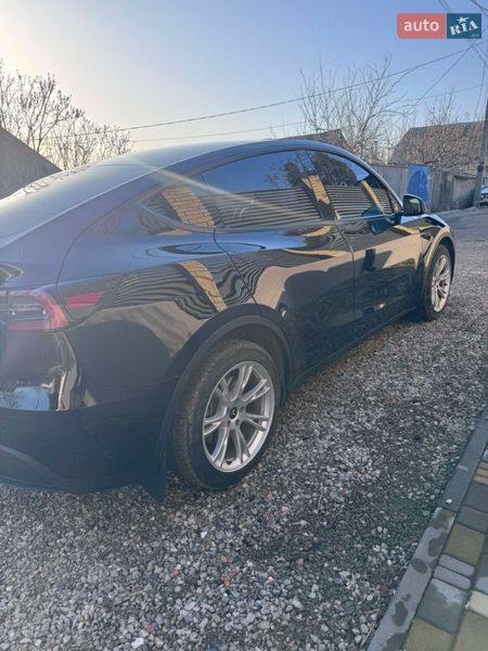 Внедорожник / Кроссовер Tesla Model Y 2023 в Харькове