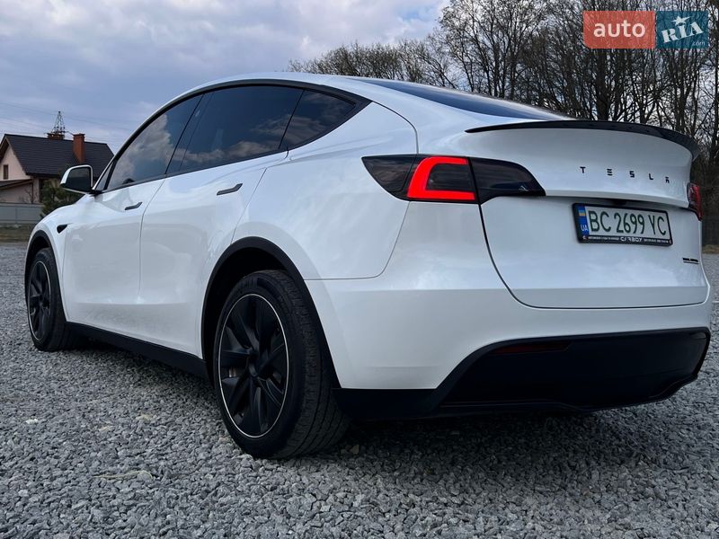 Позашляховик / Кросовер Tesla Model Y 2023 в Львові фото 9 Позашляховик / Кросовер Tesla Model Y 2023 в Львові