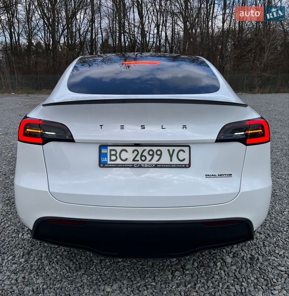 Позашляховик / Кросовер Tesla Model Y 2023 в Львові фото 7 Позашляховик / Кросовер Tesla Model Y 2023 в Львові