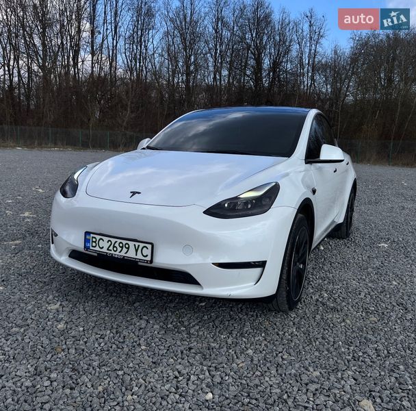 Позашляховик / Кросовер Tesla Model Y 2023 в Львові фото 13 Позашляховик / Кросовер Tesla Model Y 2023 в Львові