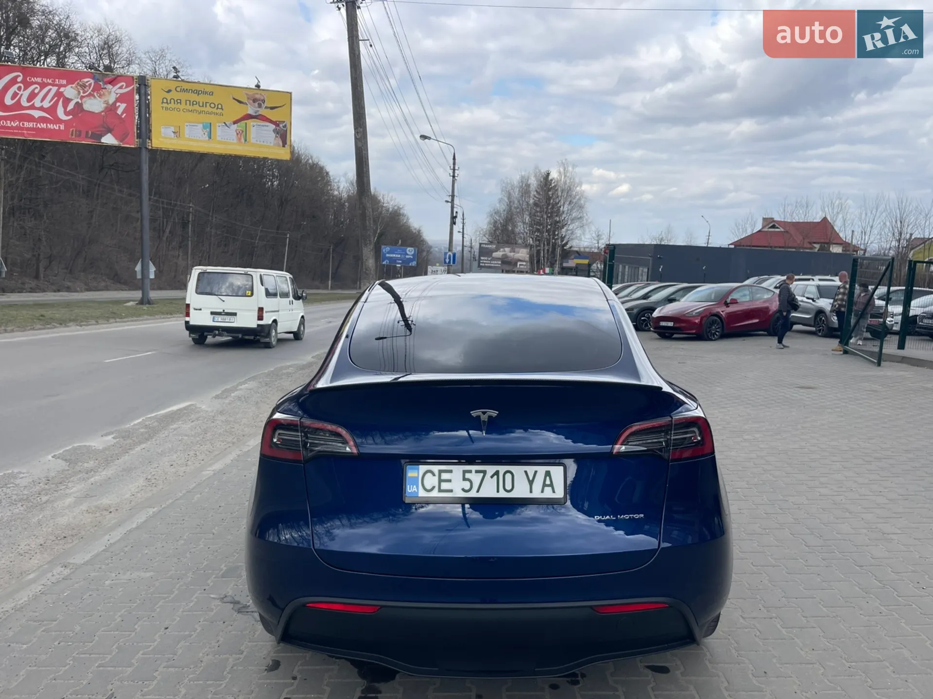 2024 Tesla Model Y - мініатюра 3