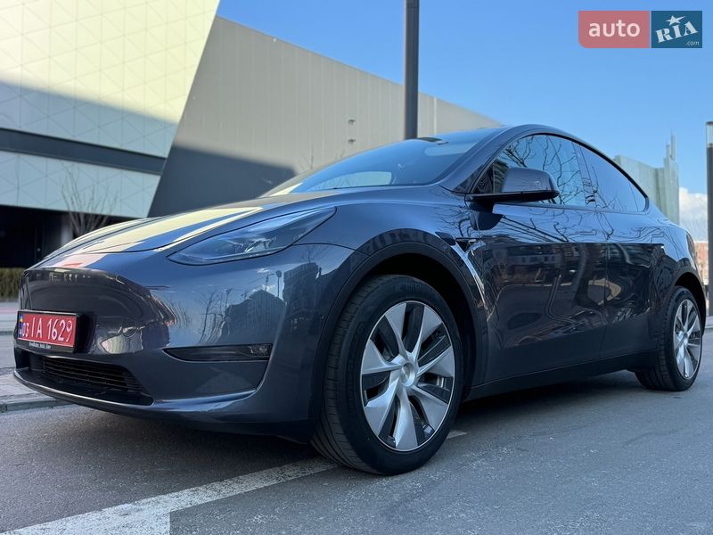 Tesla Model Y 2022 Tesla Model Y 2022