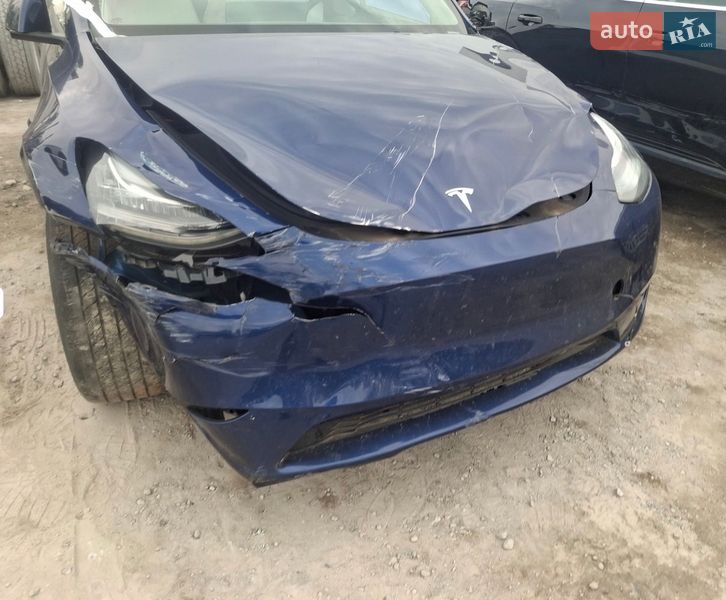 Позашляховик / Кросовер Tesla Model Y 2023 в Львові