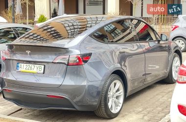 Внедорожник / Кроссовер Tesla Model Y 2023 в Киеве