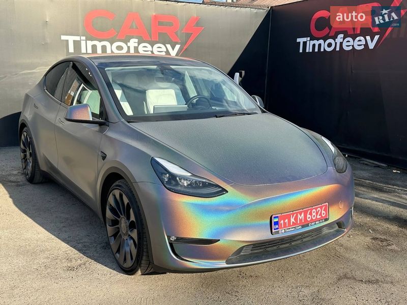 Внедорожник / Кроссовер Tesla Model Y 2024 в Киеве