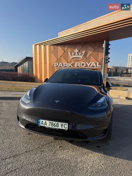 Внедорожник / Кроссовер Tesla Model Y 2024 в Буче