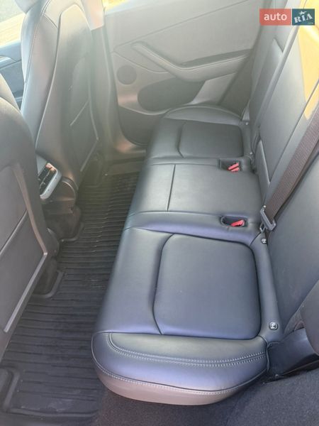 Внедорожник / Кроссовер Tesla Model Y 2024 в Буче